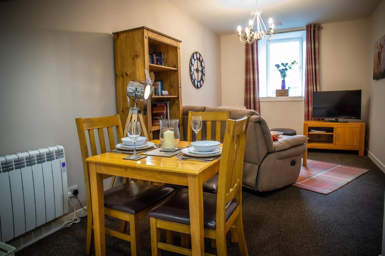 Douglas House Apartment *